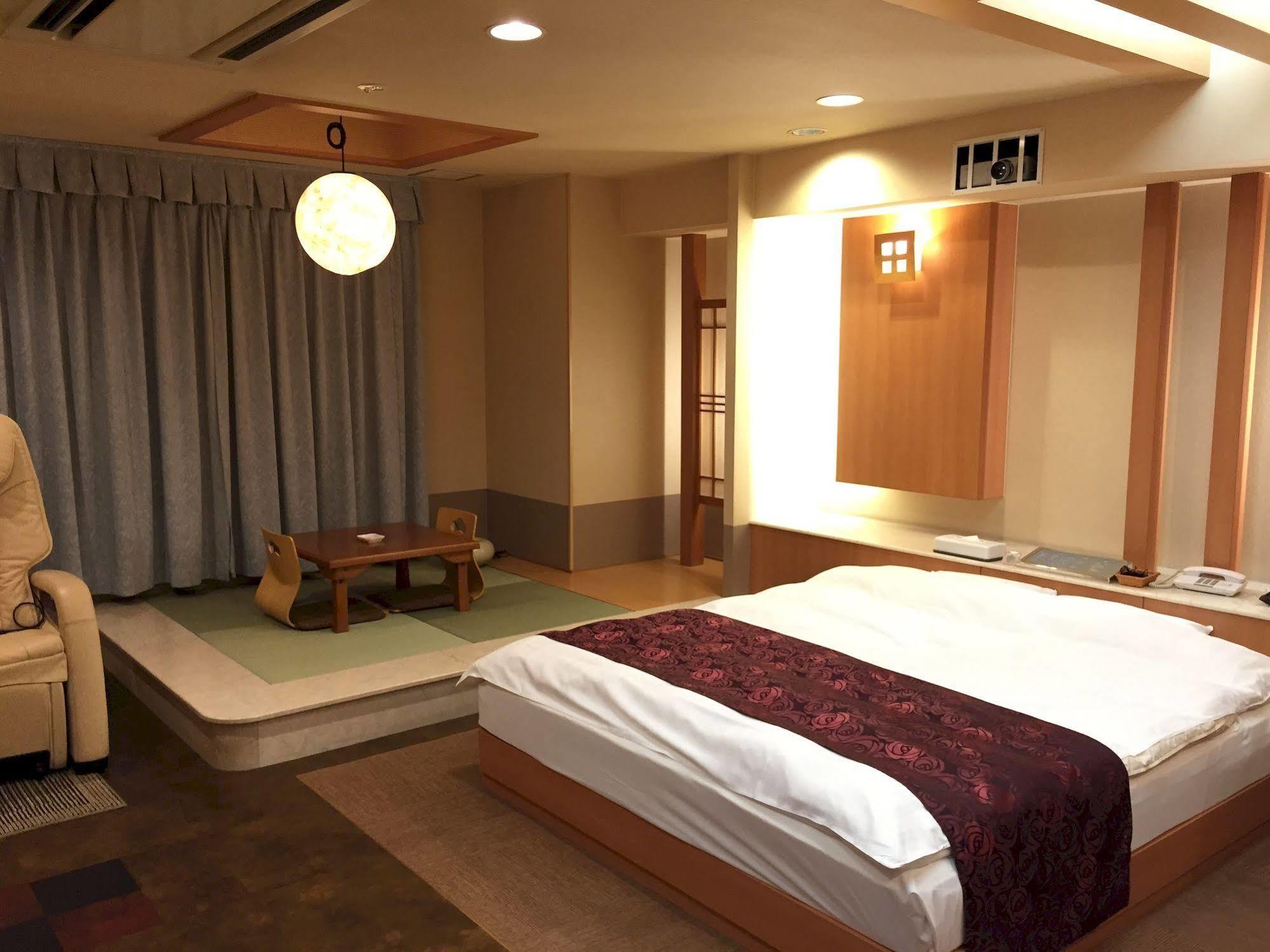 Hotel Porto Di Mare Kobe (Adults Only) מראה חיצוני תמונה